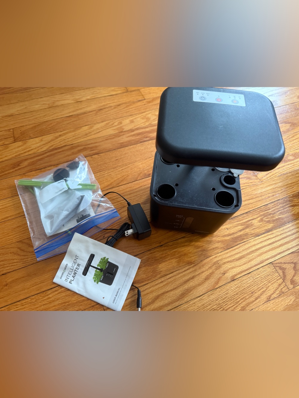 Black Smart Indoor Hydroponic Planter with LED Control